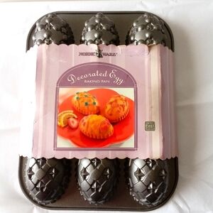 Nordic Ware Decorated Easter Egg Baking Pan Cast Aluminum Non Stick Bakeware NEW